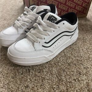 Vans hylane Kids White and Black Sneakers